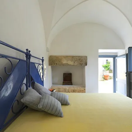 Masseria Delle Pecore 4* Specchia